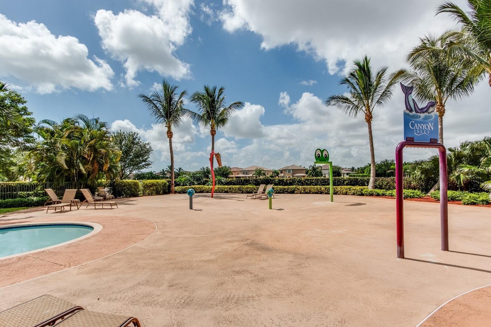 CANYON ISLES - Residential