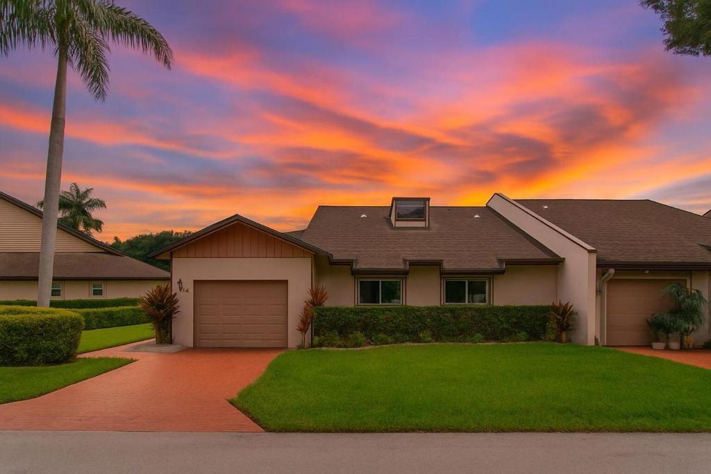 Photo of 4674 Fountains Drive S, Lake Worth, FL 33467 (MLS # R11124290)