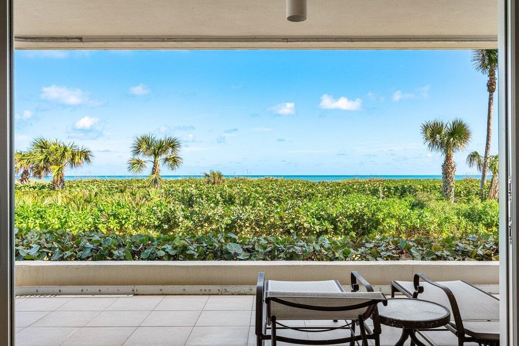 Photo of 3001 SE Island Point Lane #12, Stuart, FL 34996 (MLS # R11121445)