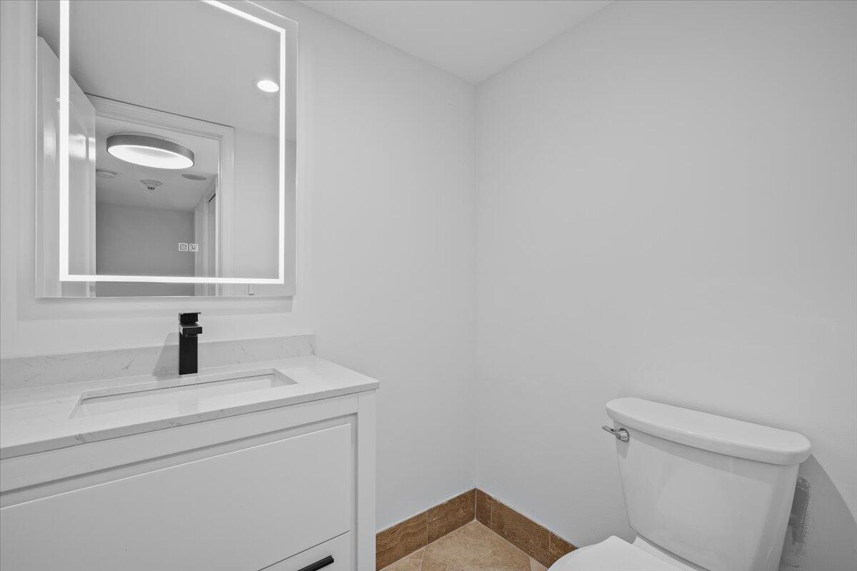 OCEAN TOWERS CONDO - Residential