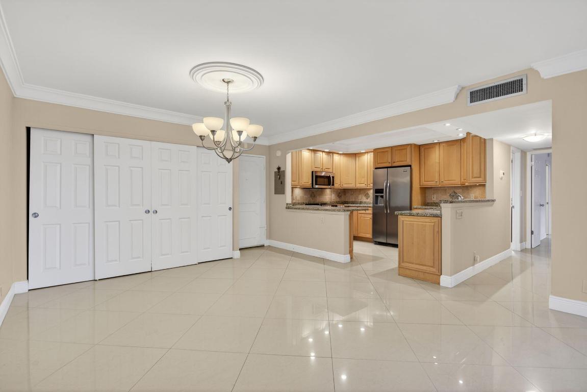 405 N Ocean Boulevard 208