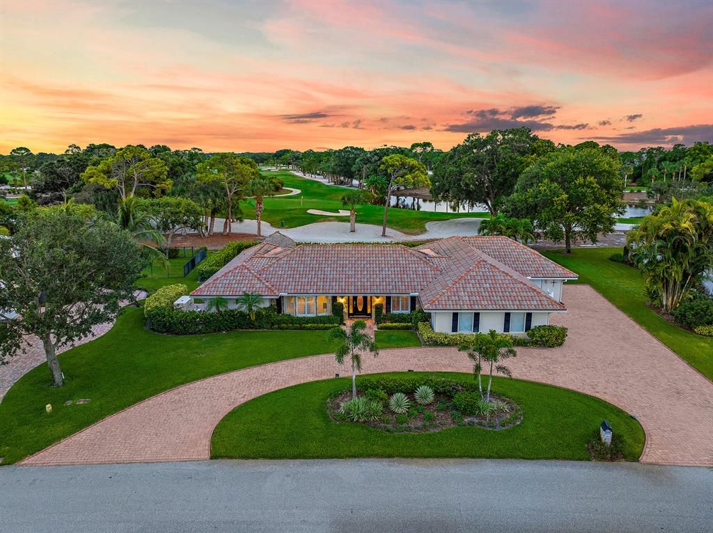 Photo of 116 SE Turtle Creek Drive, Tequesta, FL 33469 (MLS # R10830874)