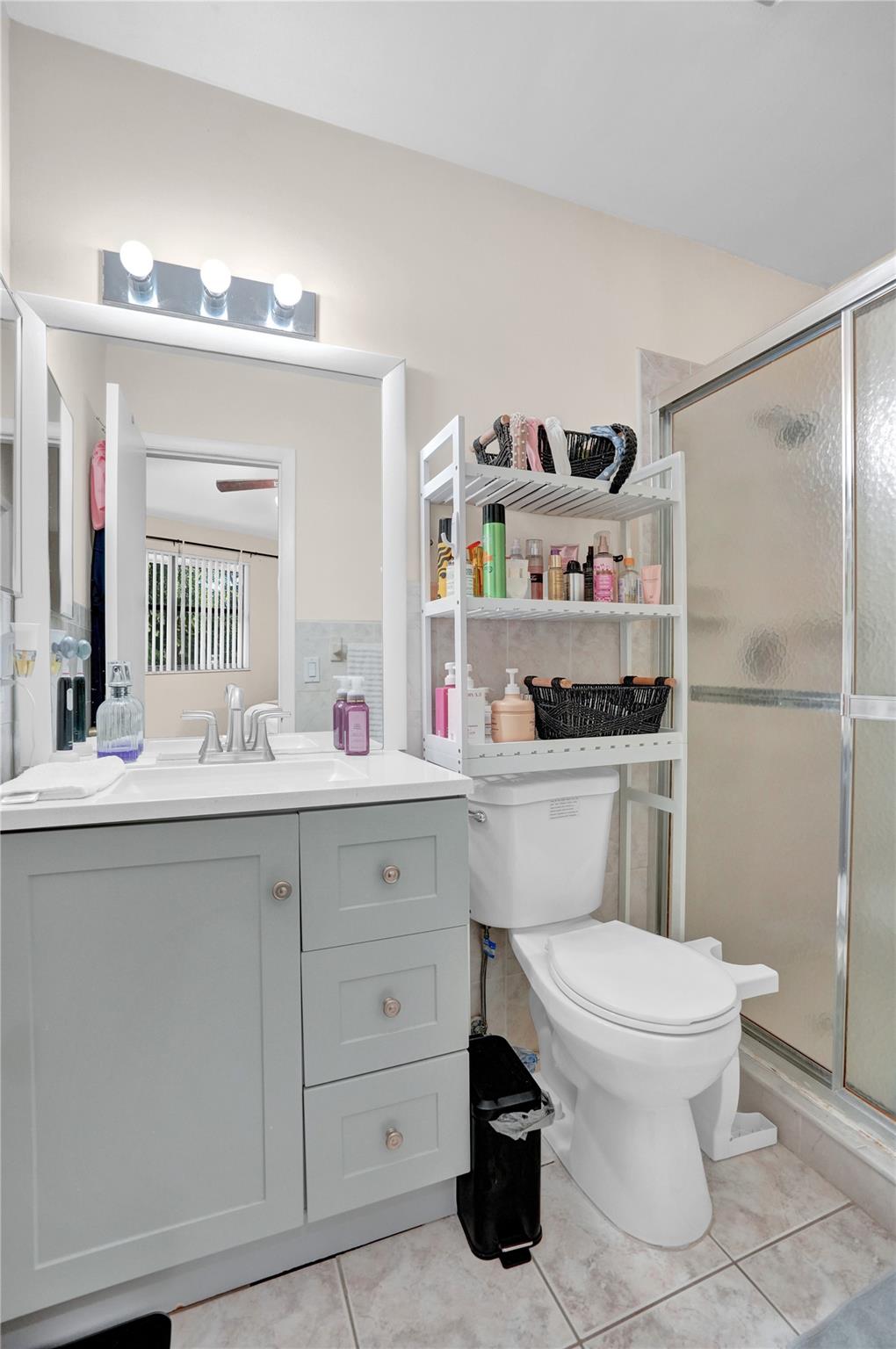 Oakwood On The Green Cond - Residential Lease