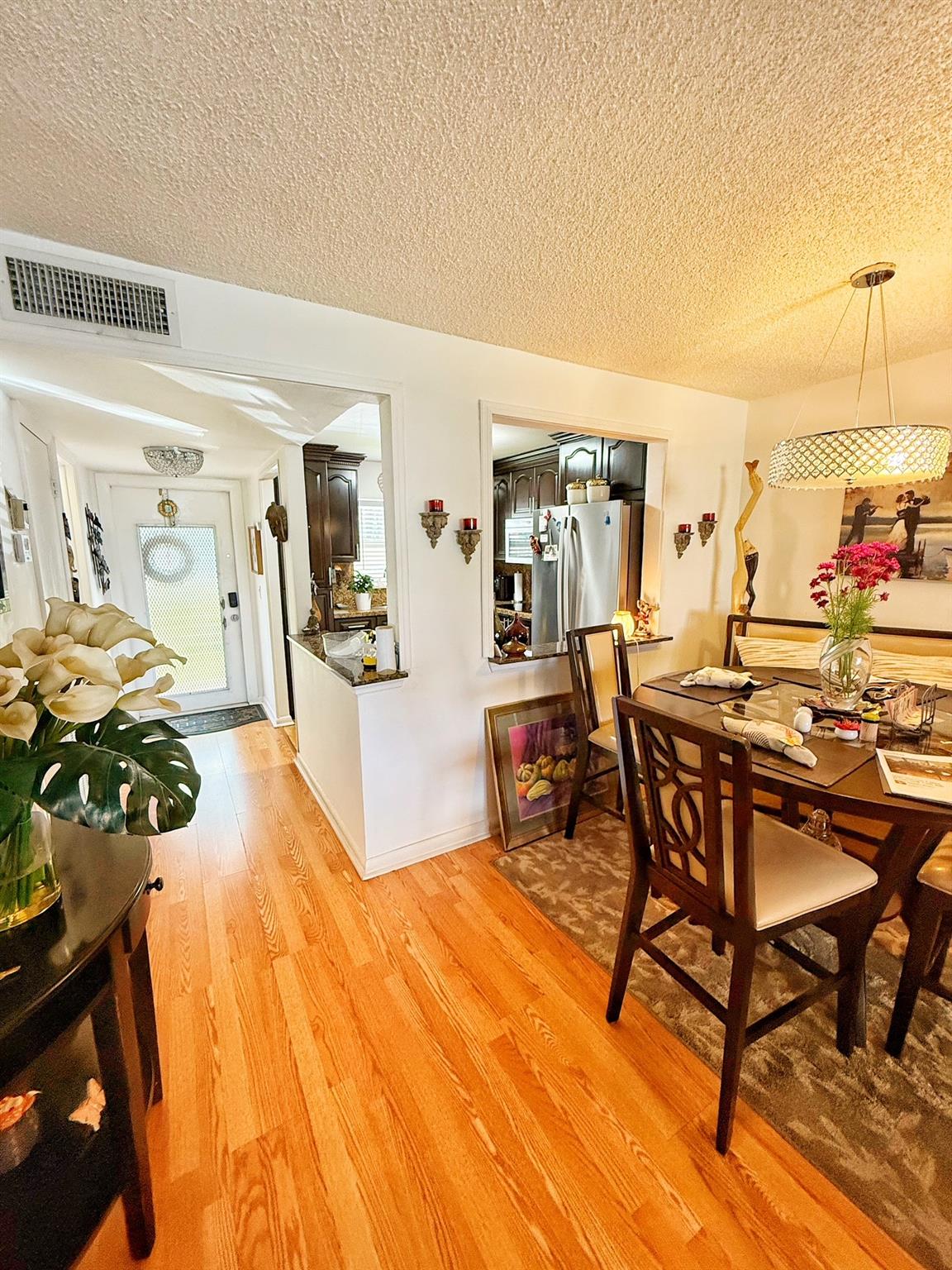 9881 Sunrise Lakes blvd 106