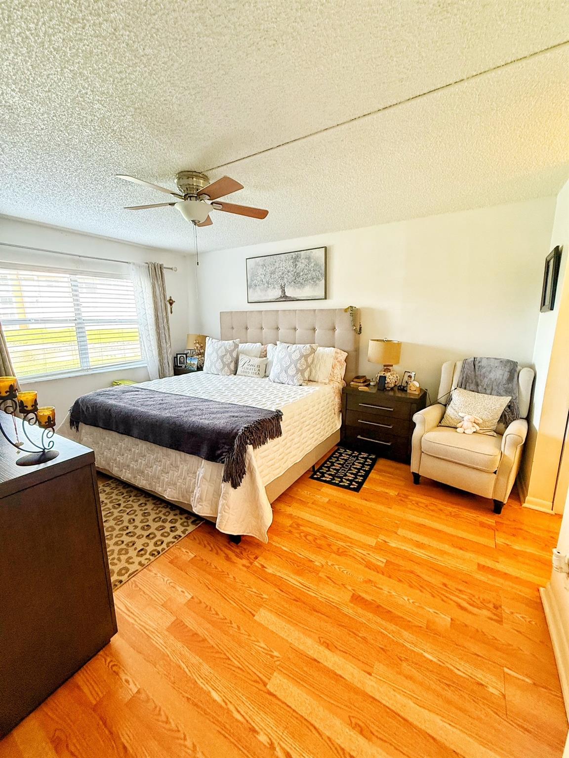 Sunrise Lakes - Residential