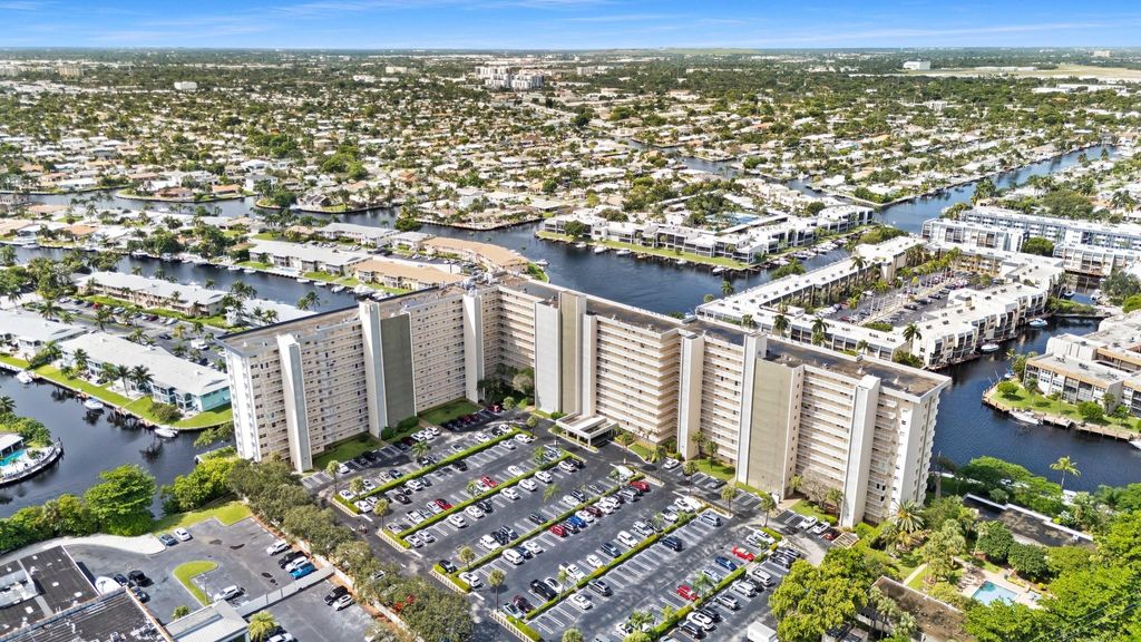 Photo of 801 S Federal #320, Pompano Beach, FL 33062 (MLS # F10532239)