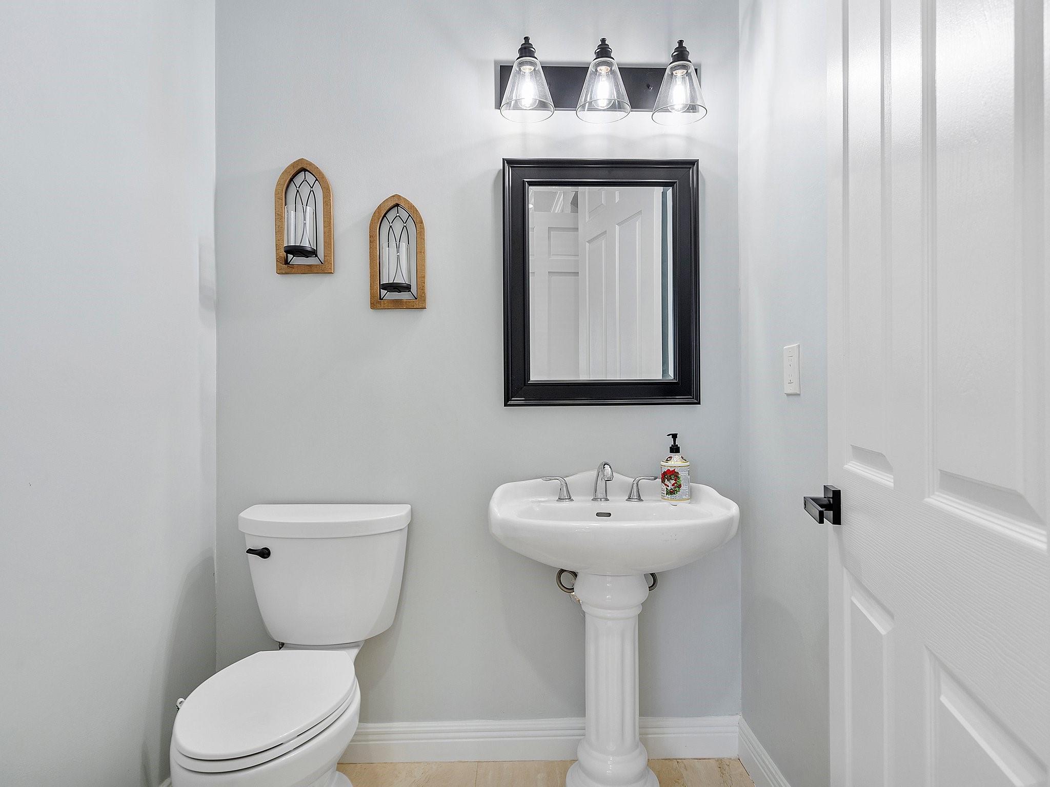 Shauna Leigh 155-23 B - Residential