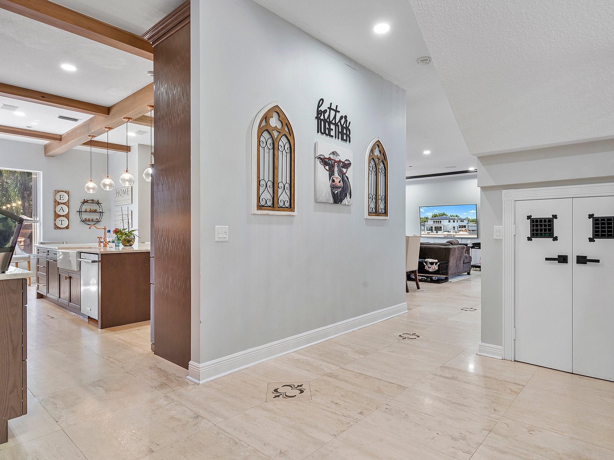 Shauna Leigh 155-23 B - Residential