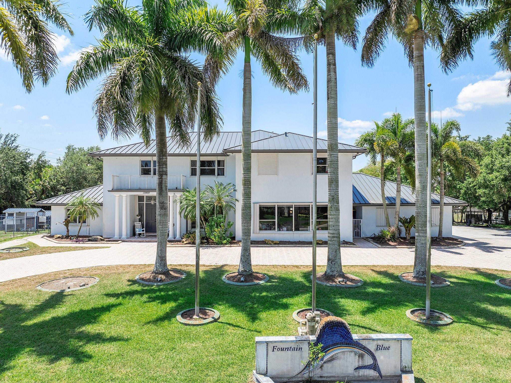 Shauna Leigh 155-23 B - Residential