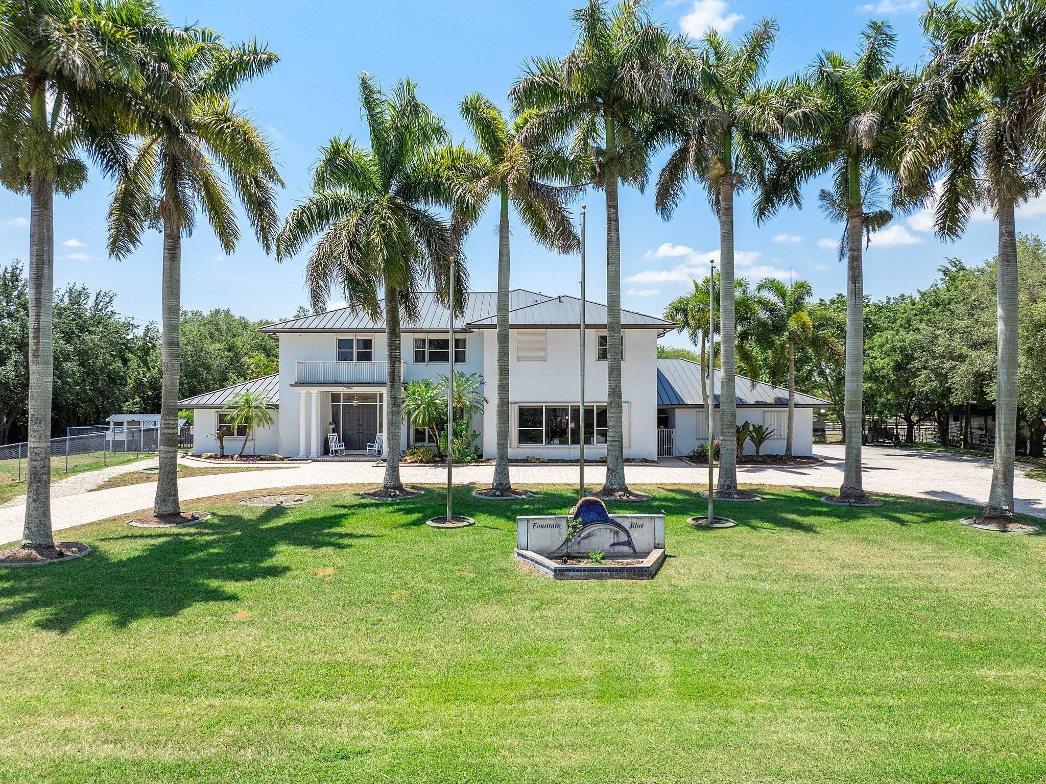 Shauna Leigh 155-23 B - Residential