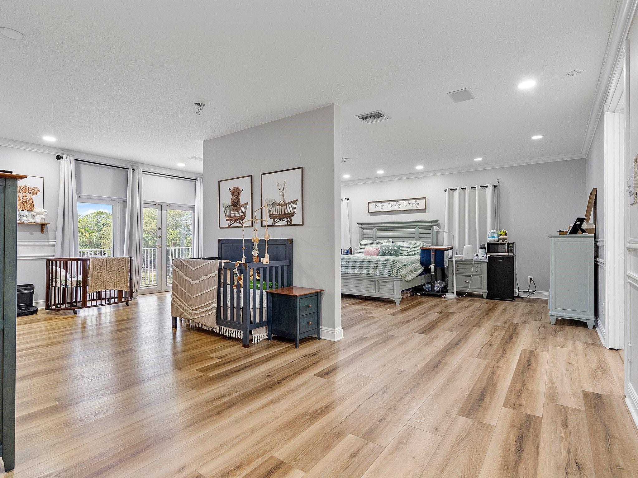 Shauna Leigh 155-23 B - Residential