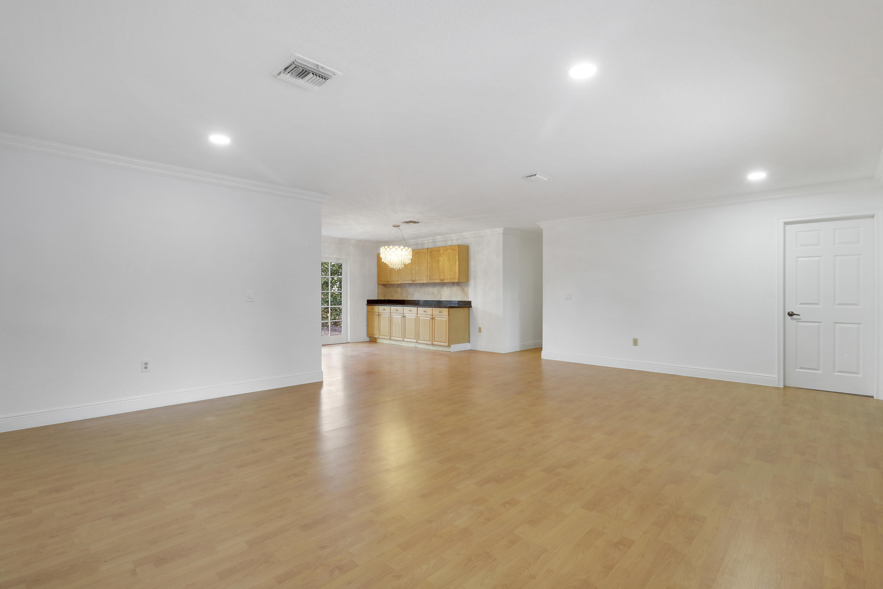 NORTH PALM BEACH HEIGHTS UNREC ON AM-45 - Residential Lease