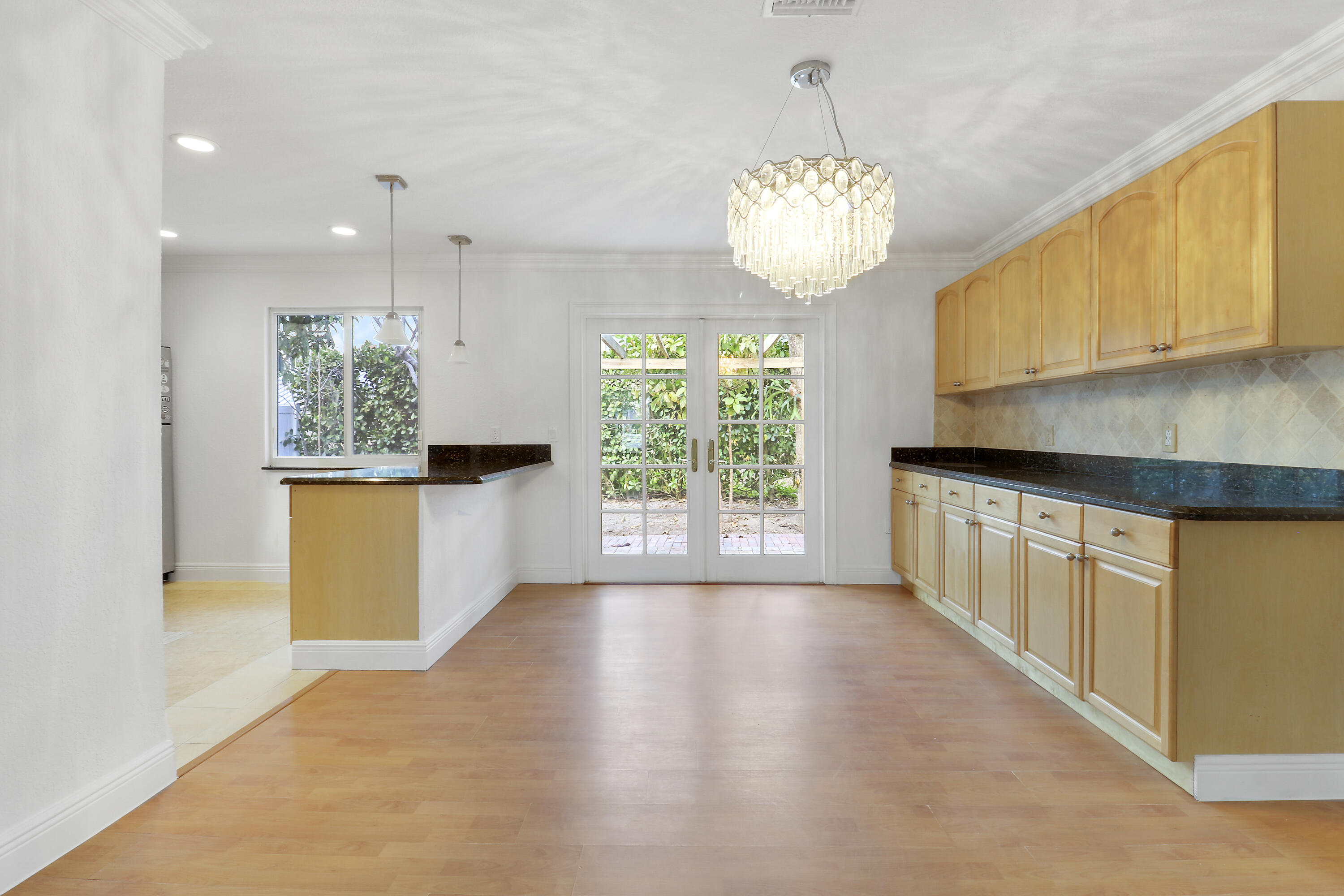 NORTH PALM BEACH HEIGHTS UNREC ON AM-45 - Residential Lease