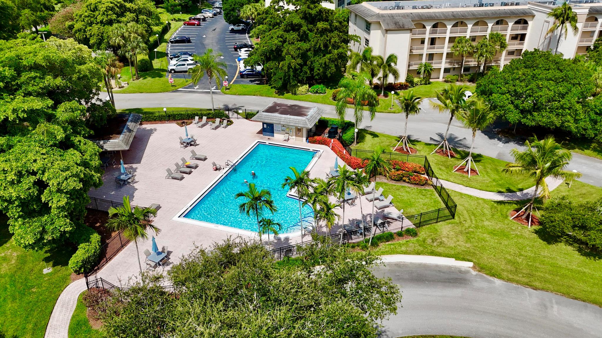 MARTINIQUE VILLAGE II D C - Residential