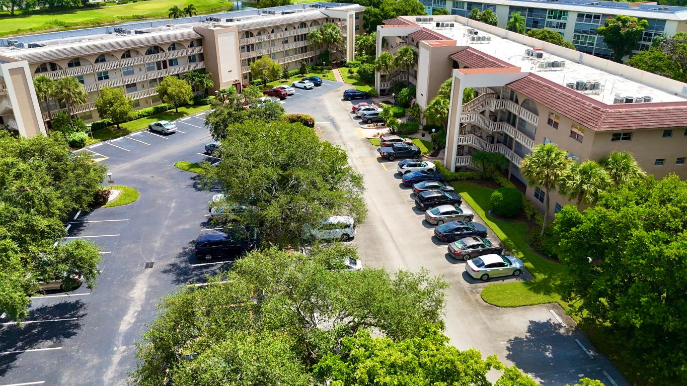 MARTINIQUE VILLAGE II D CONDO - Residential