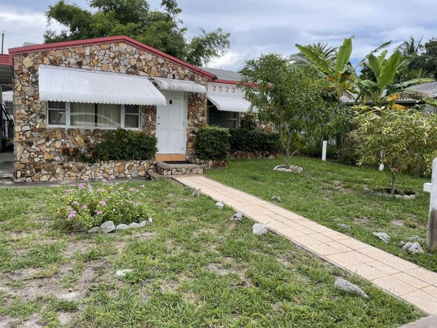 Nice and freshly painted 1/1 Unit. Part of Duplex. RENT INCLUDES: ELECTRIC, WATER , GARBAGE, SEWER AND LAWN CARE. Washer/Dryer is shared with another unit. First, last and security is required.