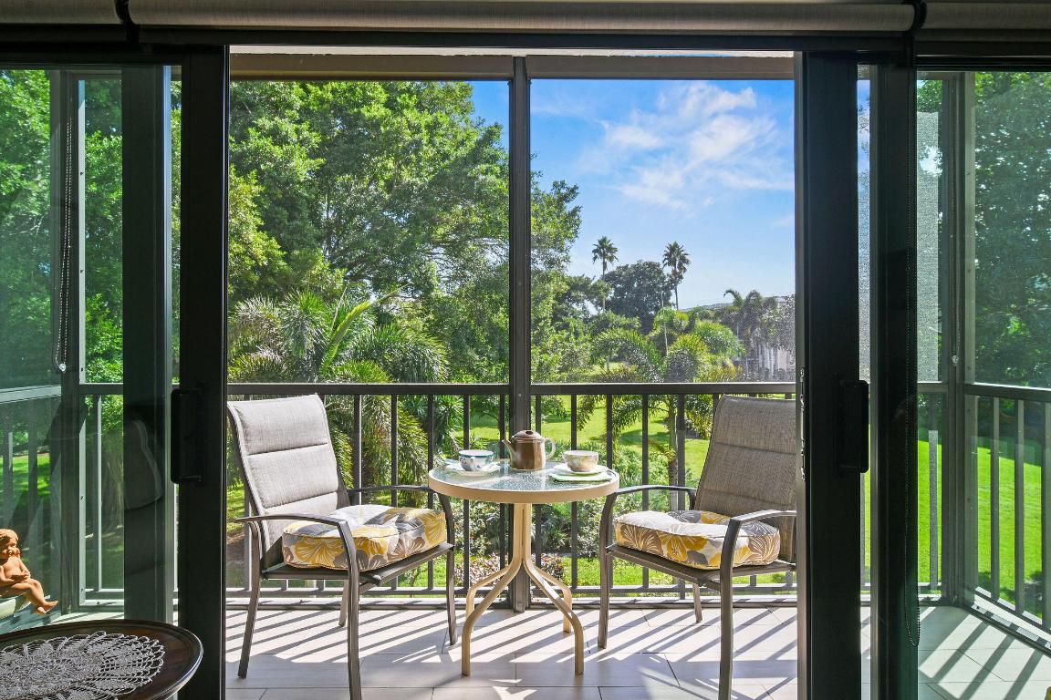 OCEAN PARKS CONDO - Residential