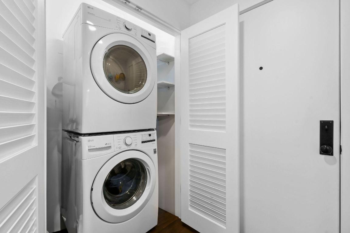 OCEAN PARKS CONDO - Residential