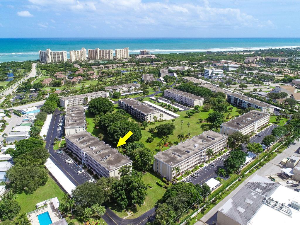 OCEAN PARKS CONDO - Residential