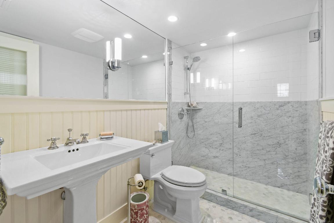 OCEAN PARKS CONDO - Residential