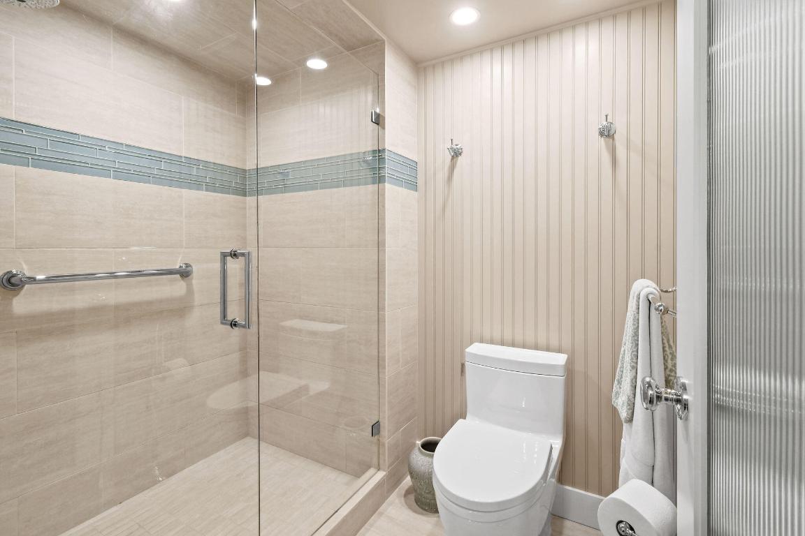 OCEAN PARKS CONDO - Residential