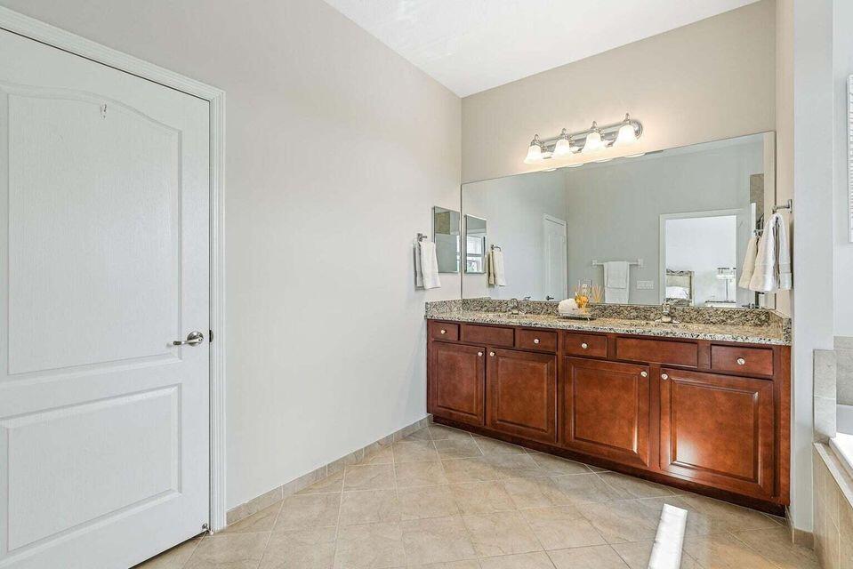 LOXAHATCHEE RESERVE NORTH - Residential