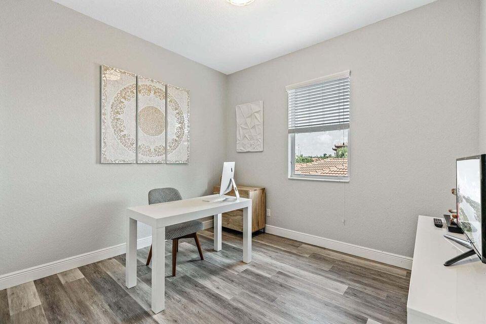 LOXAHATCHEE RESERVE NORTH - Residential