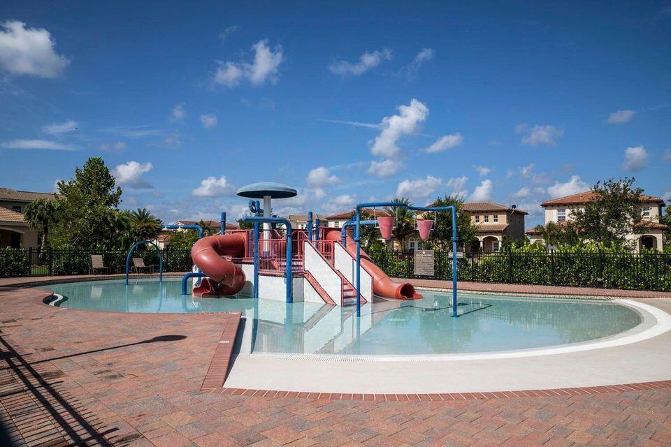 LOXAHATCHEE RESERVE NORTH - Residential