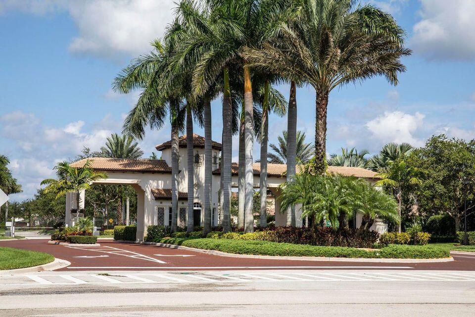 LOXAHATCHEE RESERVE NORTH - Residential