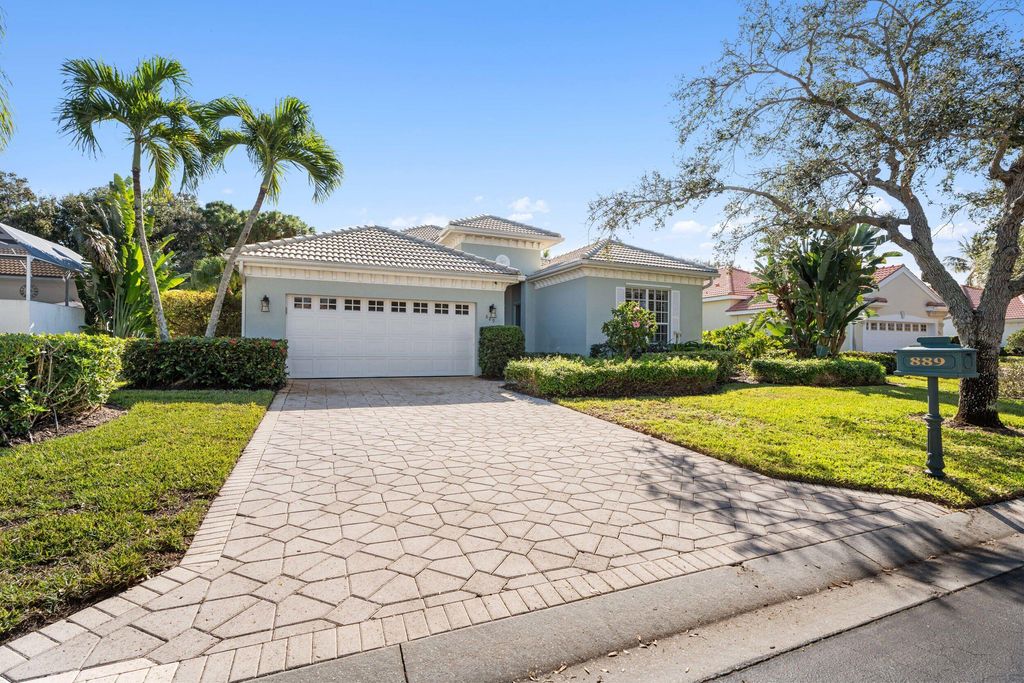 Photo of 889 Island Club Square, Vero Beach, FL 32963 (MLS # R11124141)