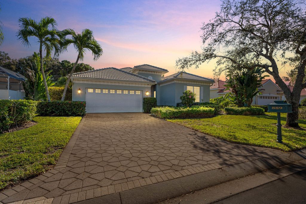 Photo of 889 Island Club Square, Vero Beach, FL 32963 (MLS # R11124141)