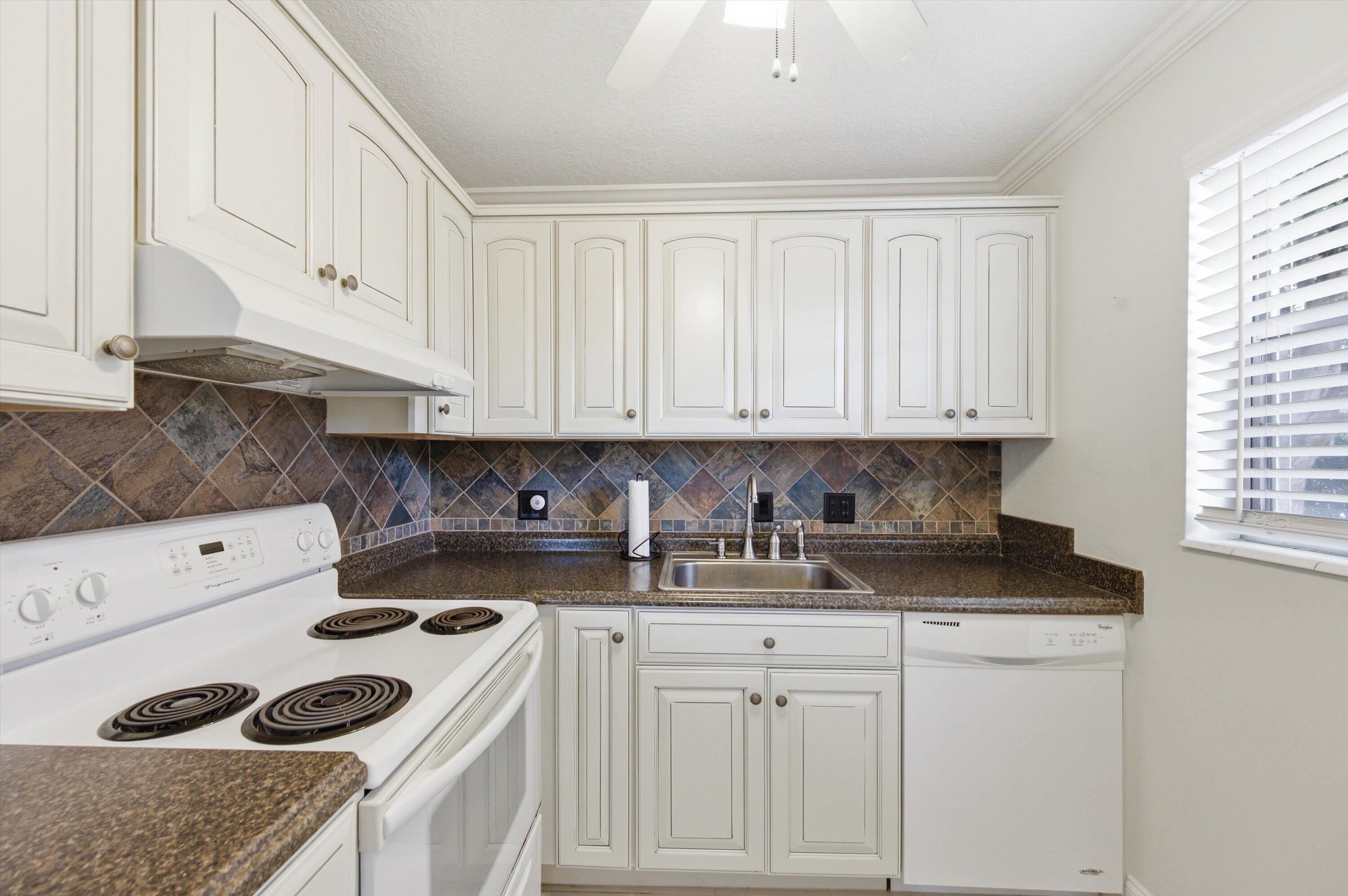 DORCHESTER CONDO - Residential