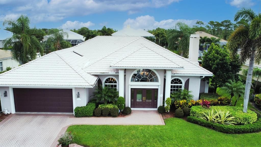 Photo of 8701 SE Water Oak Place, Tequesta, FL 33469 (MLS # R10736649)