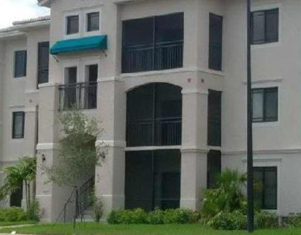 Photo of 3023 Alcazar Place #306, Palm Beach Gardens, FL 33410 (MLS # R10716716)