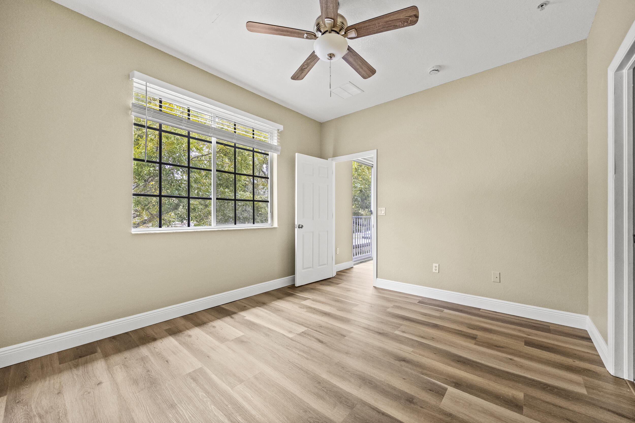 MARSH HARBOUR 52 CONDO - Residential