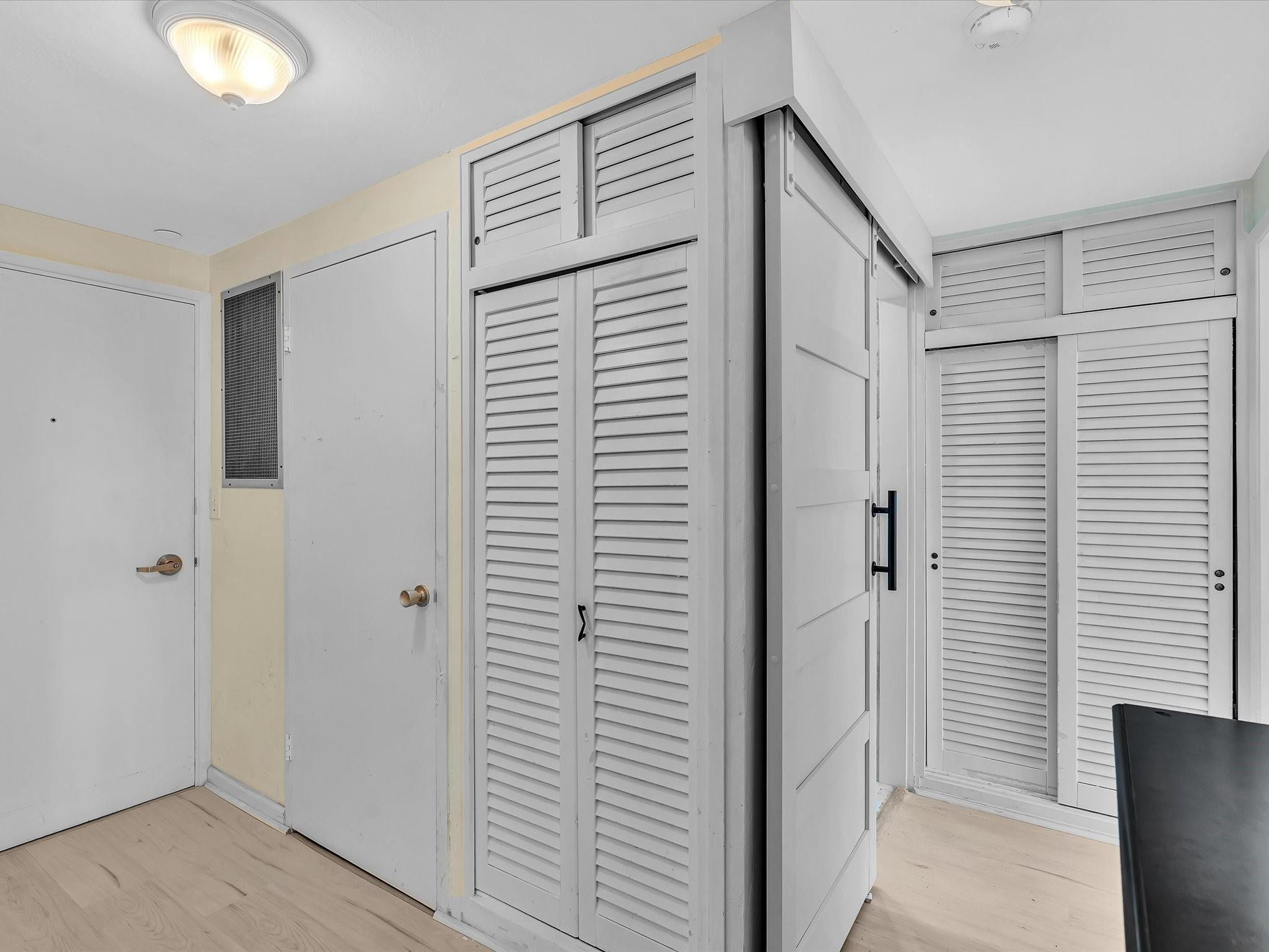 Coral Ridge Towers East - Residential