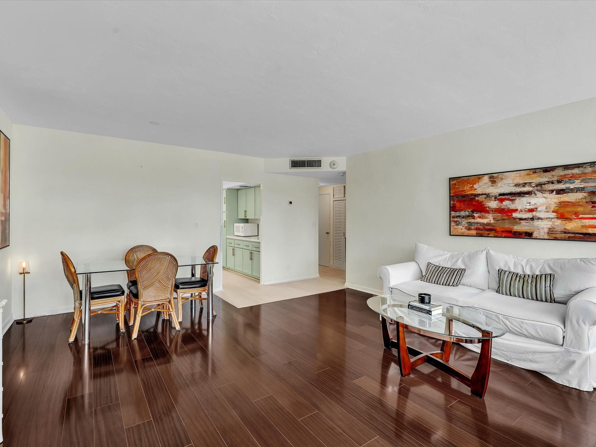 Coral Ridge Towers East - Residential