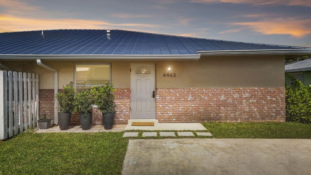 Photo of 4463 SE Village Road, Stuart, FL 34997 (MLS # R11140305)