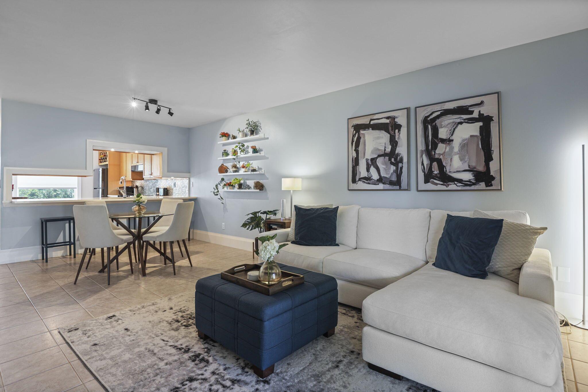 PORT SALERNO VILLAGE PHAS - Residential