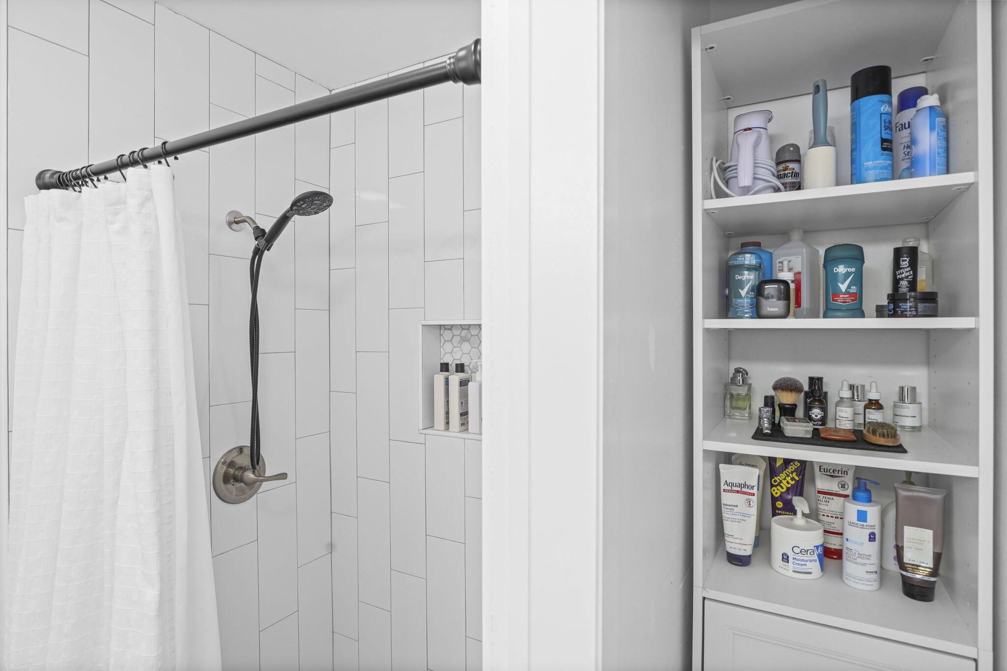 PORT SALERNO VILLAGE PHAS - Residential