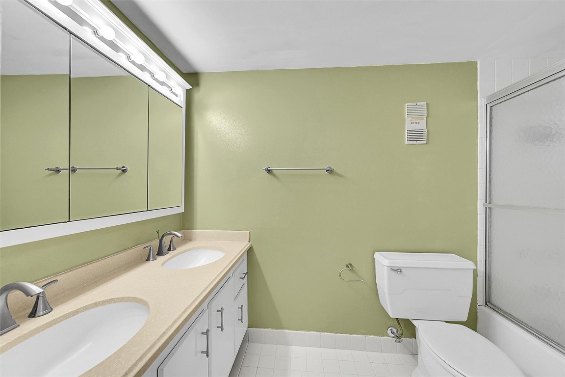 BOCA TEECA CONDO 6 - Residential