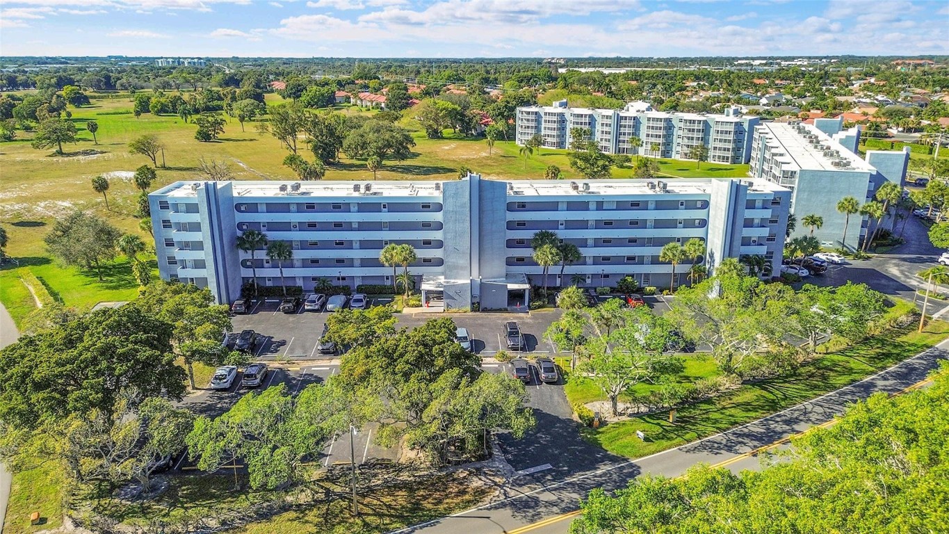 BOCA TEECA CONDO 6 - Residential