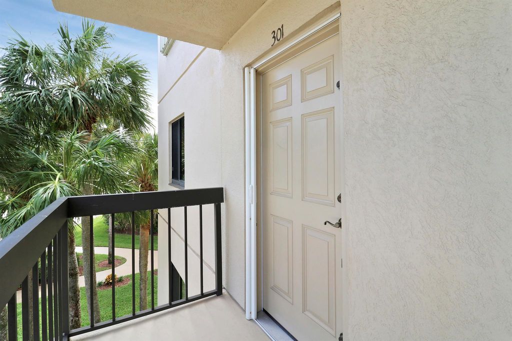 Photo of 601 Seafarer Circle #301, Jupiter, FL 33477 (MLS # R11138765)