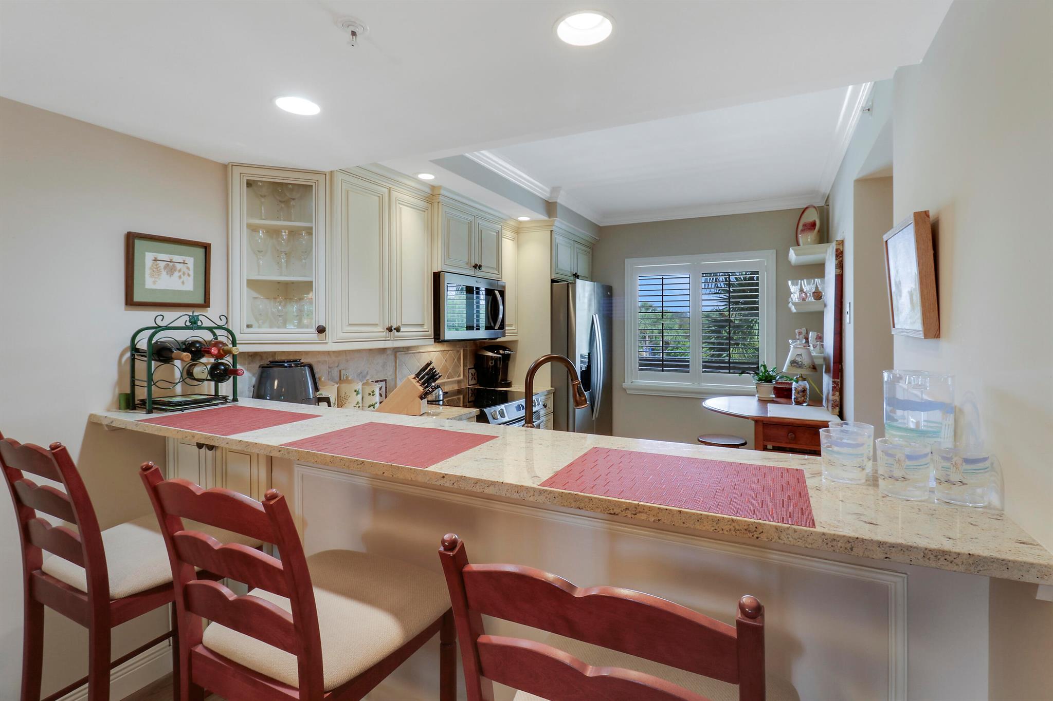 MARINA AT THE BLUFFS COND - Residential