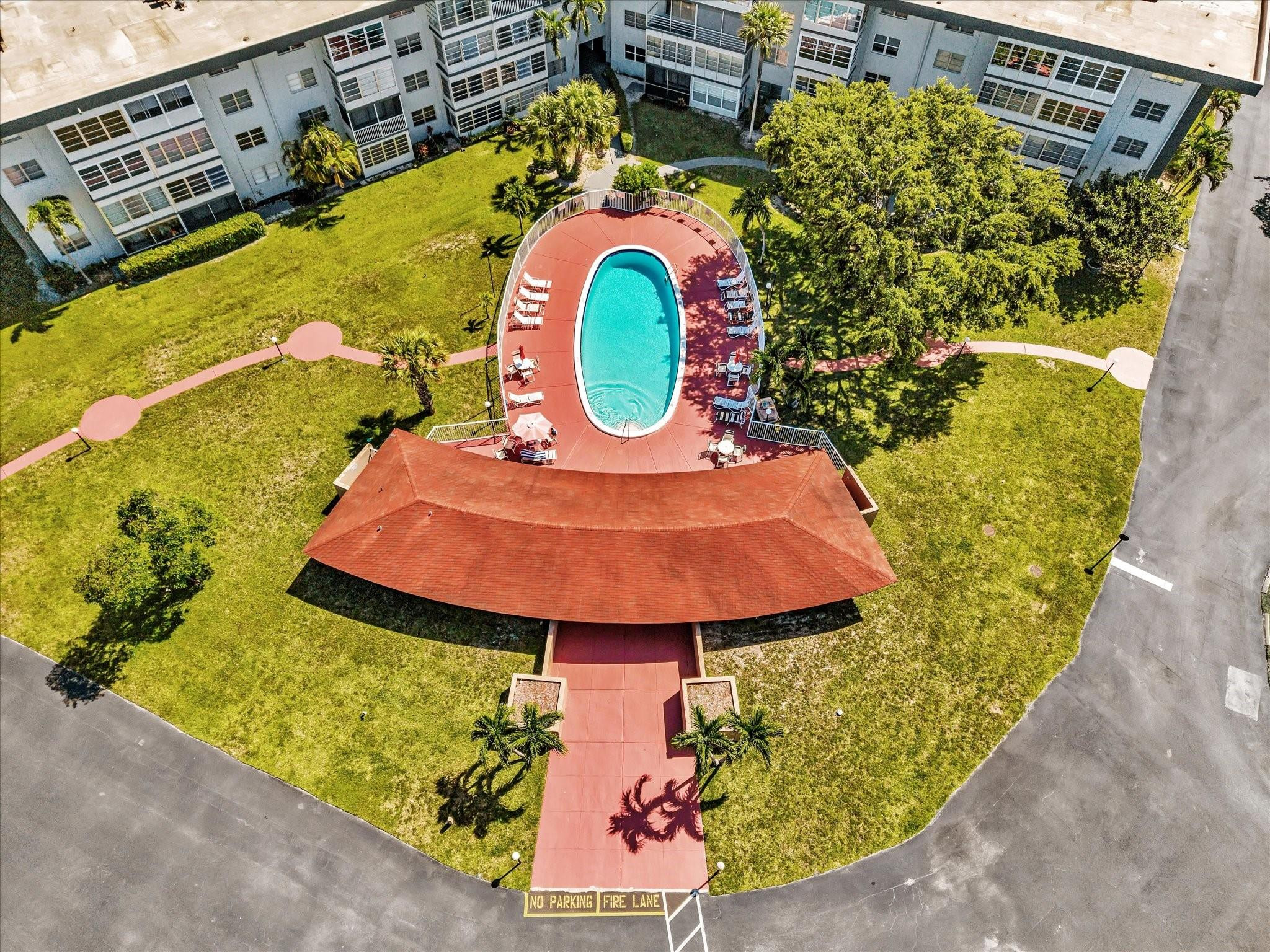 Lauderdale Oaks - Residential