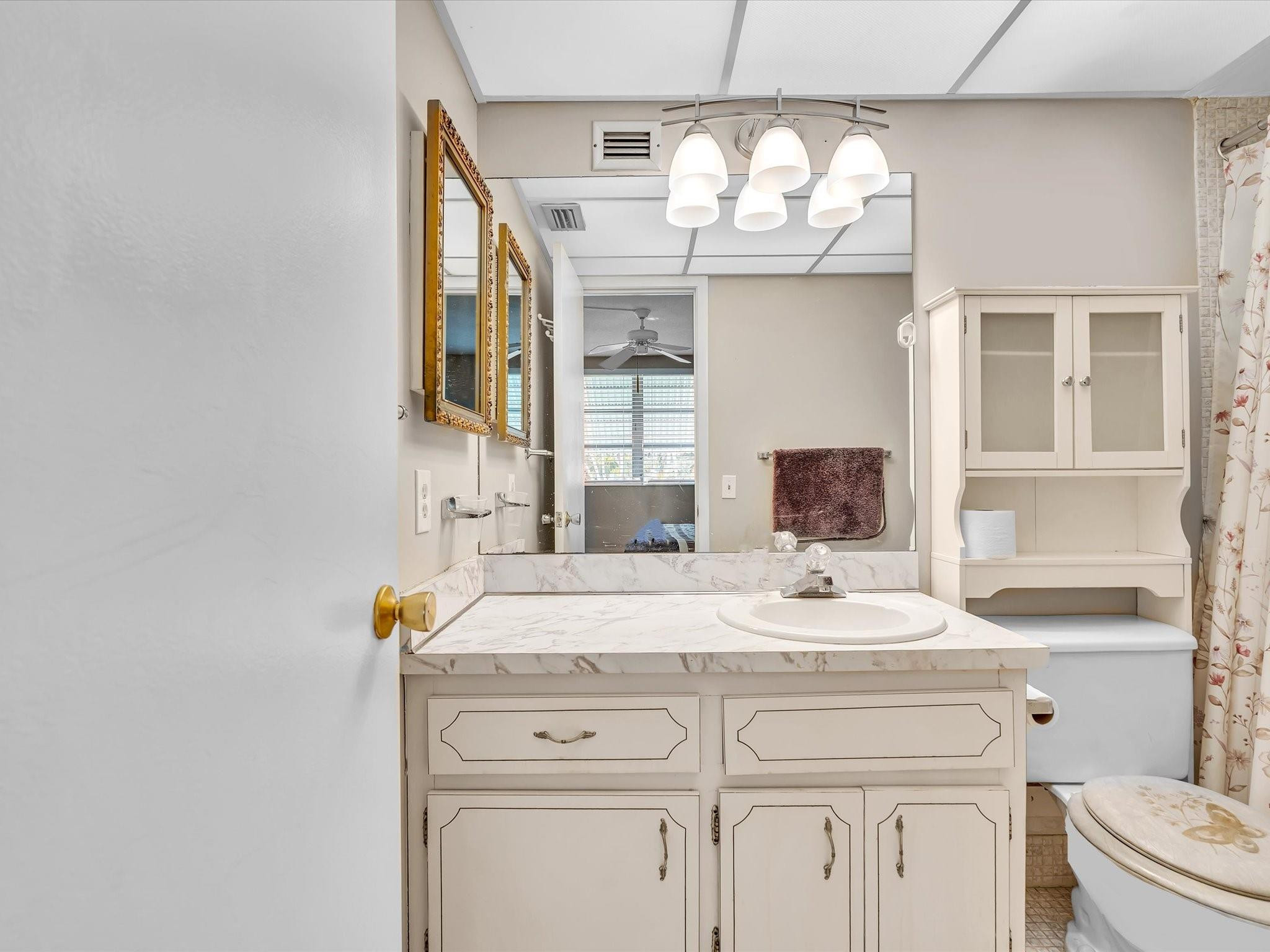 Lauderdale Oaks - Residential