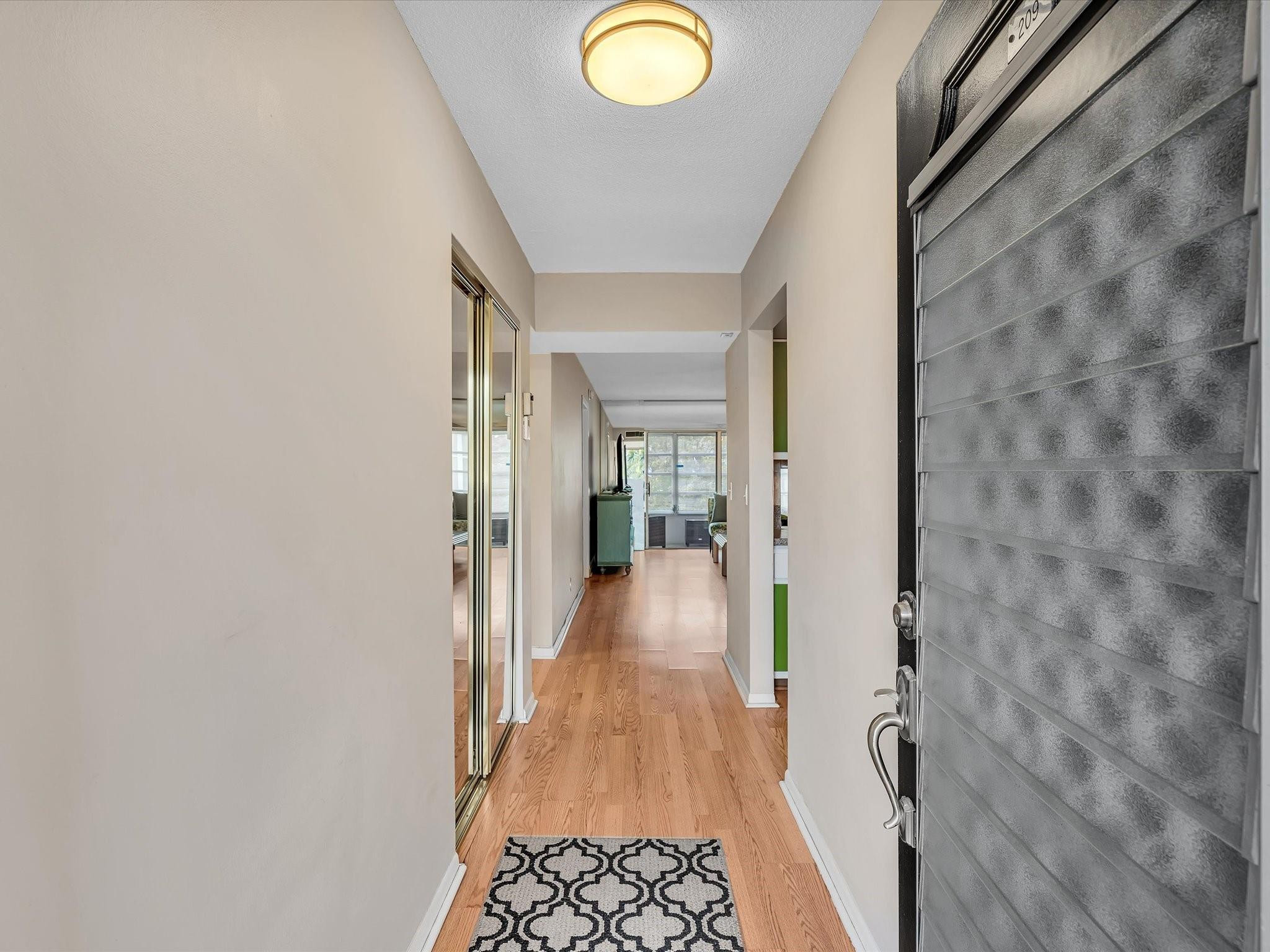 Lauderdale Oaks - Residential