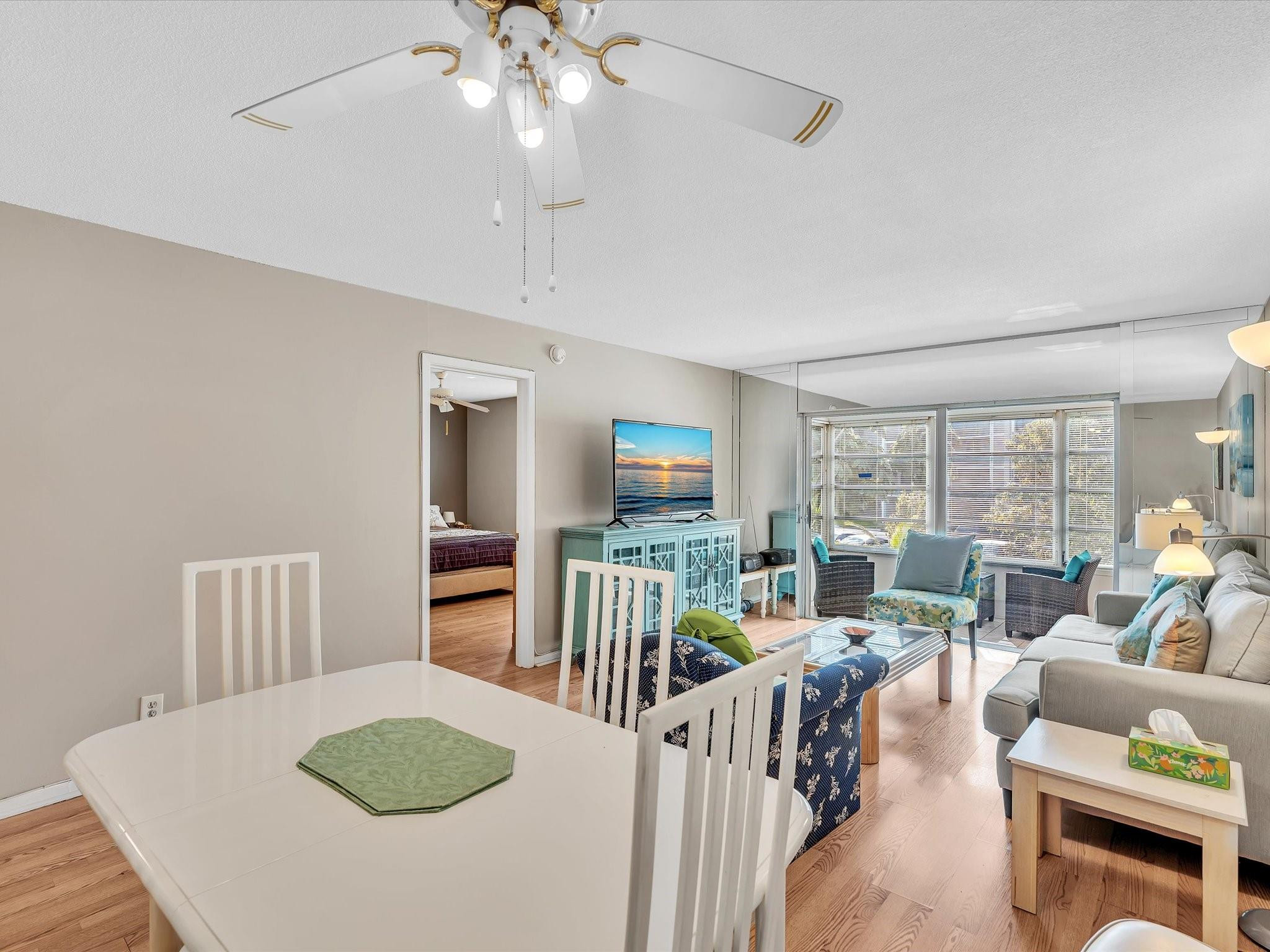 Lauderdale Oaks - Residential