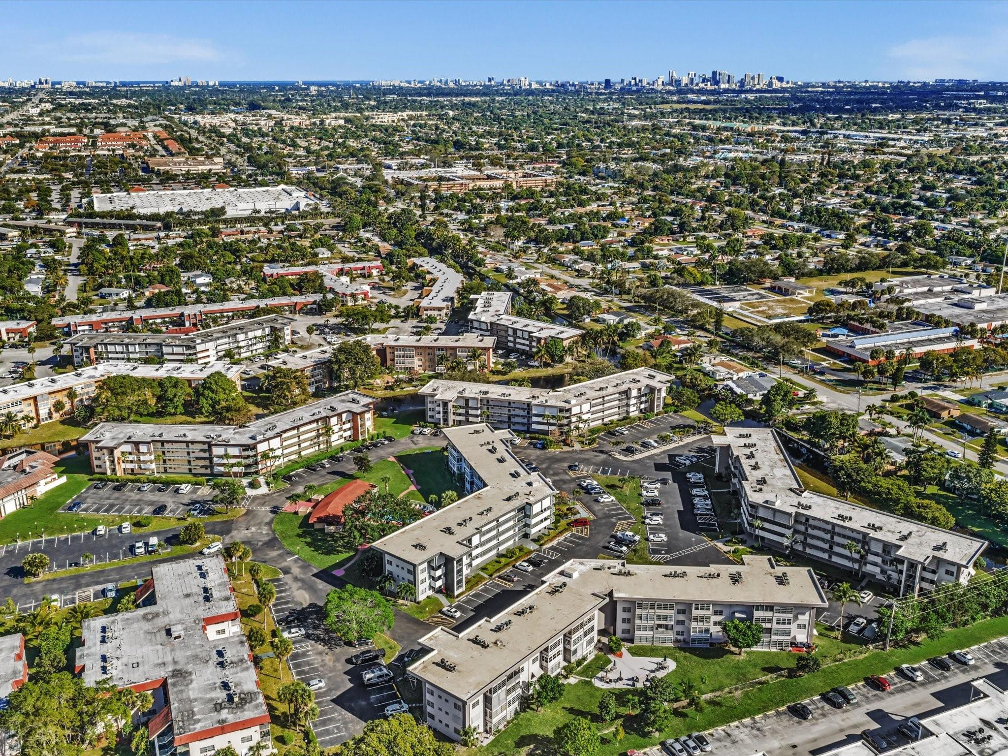 Lauderdale Oaks - Residential