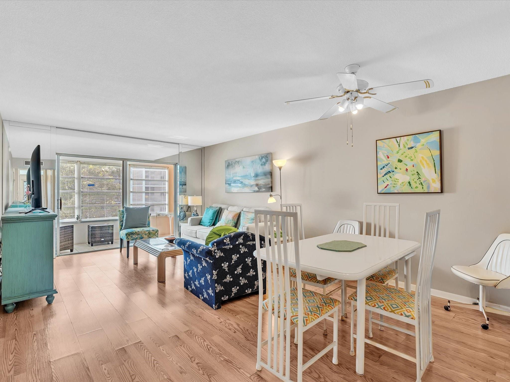 Lauderdale Oaks - Residential